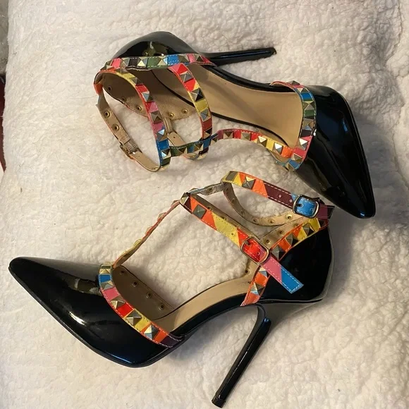 NWOT Studded Stiletto Heels - Picture 6 of 7
